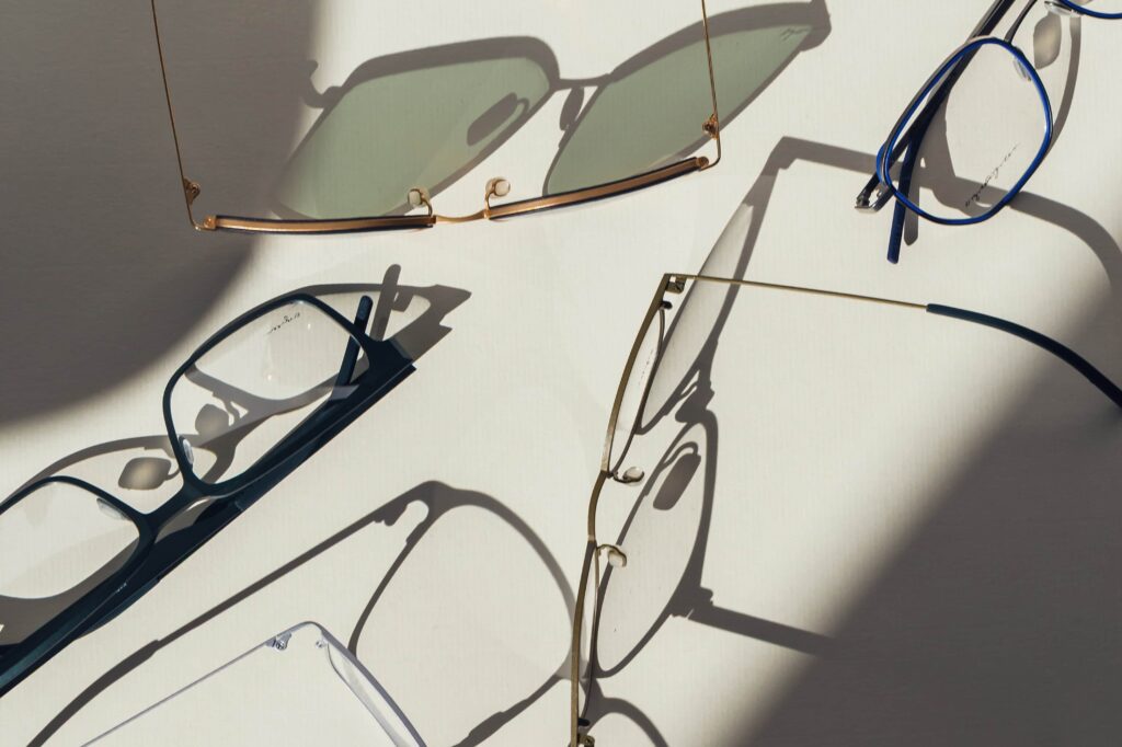 MestrinixCutler,yellow,ongreen,-28